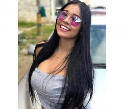 Bella, 19 aninhos iniciante estilo colegial meiga safadinha